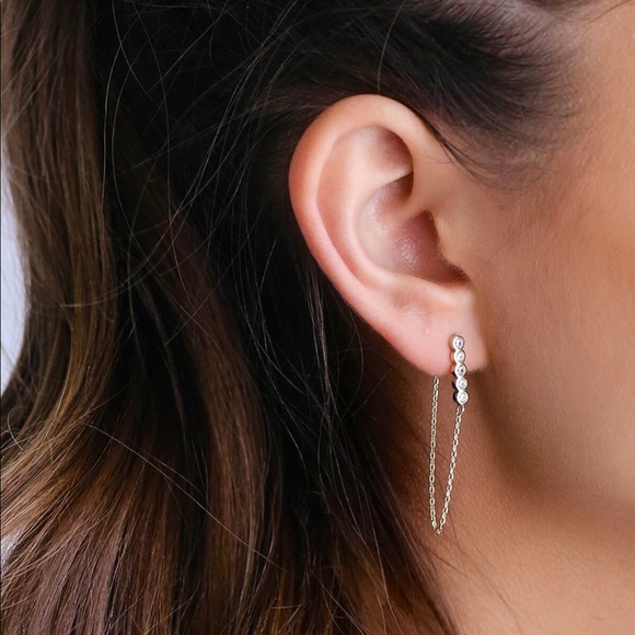 Lulu’s Let Me Be Your Star Gold Earrings - Picture 4 of 5